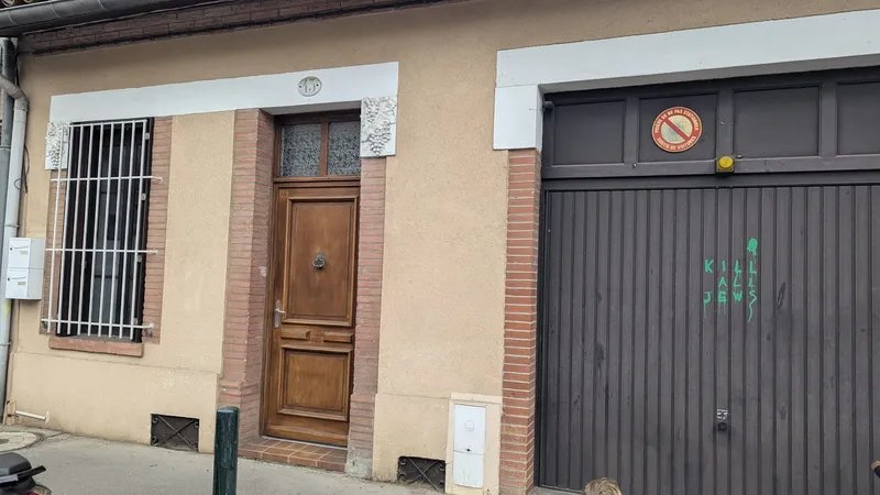 A neighbor discovered the inscriptions upon returning home with her children.