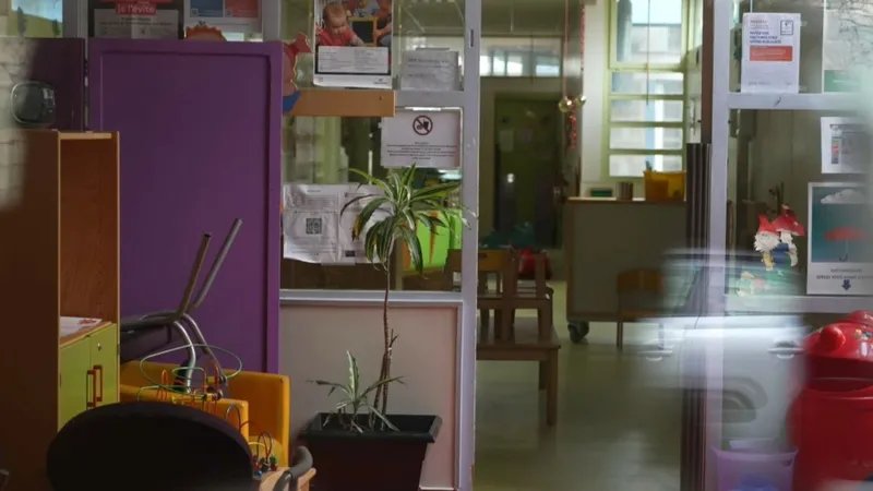 La crèche Coin du feu, vide, ce vendredi 12 décembre.