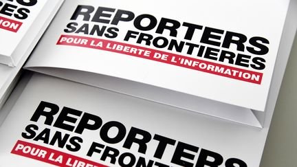 A file in the colors of Reporters Without Borders on April 25, 2018, in Paris. Illustrative photo. (BERTRAND GUAY / AFP)